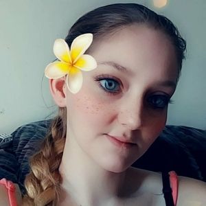 Meet your Posher, Christy